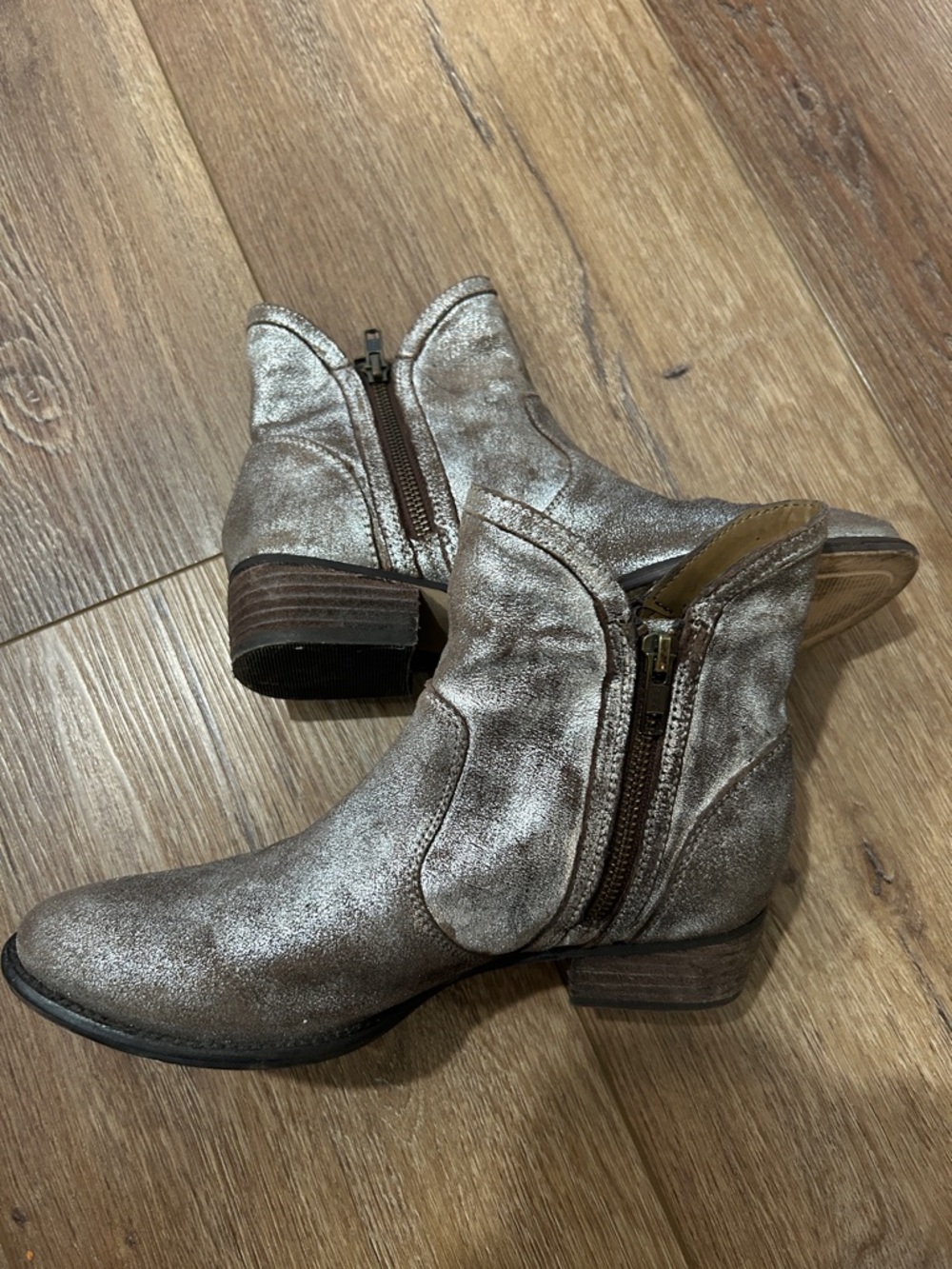 Seychelles Metallic Taupe Ankle Booties with Side Zipper